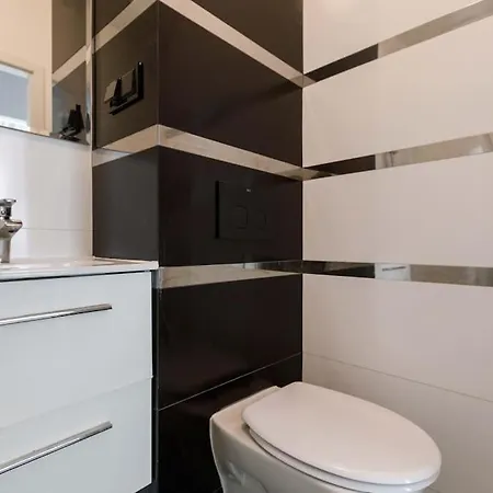 Close-central - Old Town - Comfortable And Cozy - W3 Apartment *